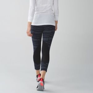 Lululemon Cyber Stripe Pace Rival Crop Size 8